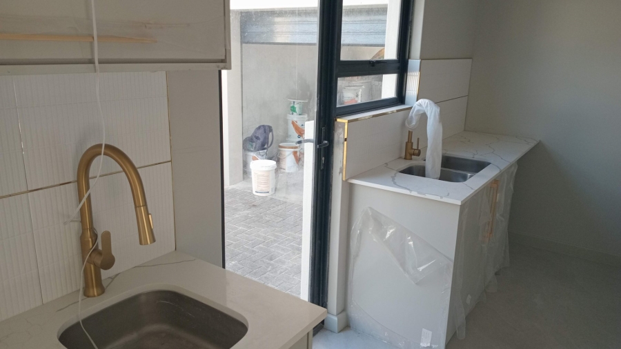 4 Bedroom Property for Sale in Sandown Western Cape